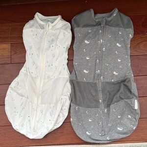 Set of 2 Happiest Baby Swaddles - Small and Medium